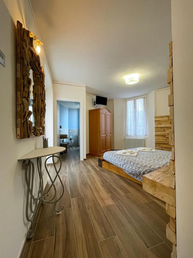 Ca De Mez Apartment Luino Exterior photo